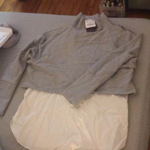 Never worn Zara turtle neck with white shirt- Sm